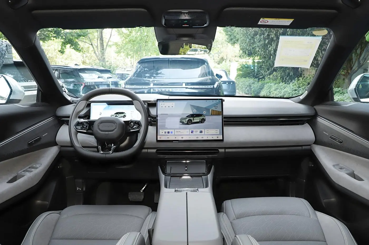 Lynkco 08-5.jpg