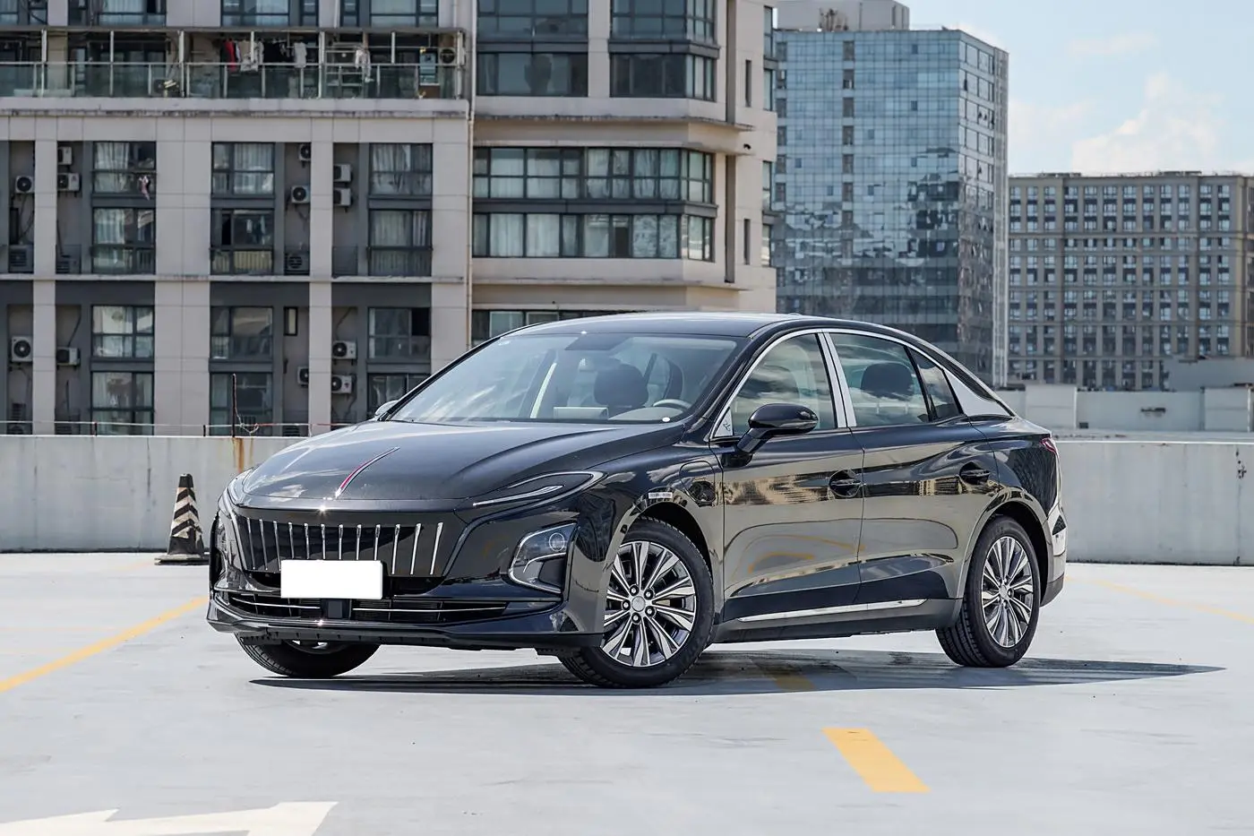 Hongqi E-QM5 4 Door 5 Seat Sedan Pure Elec...