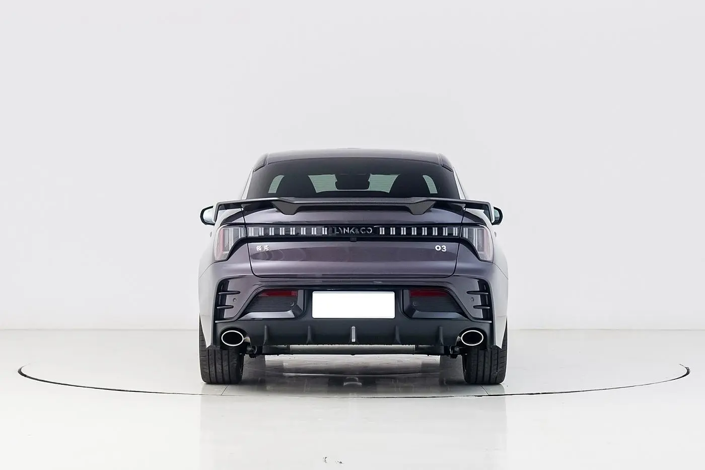 lynk&co 03-4.jpg