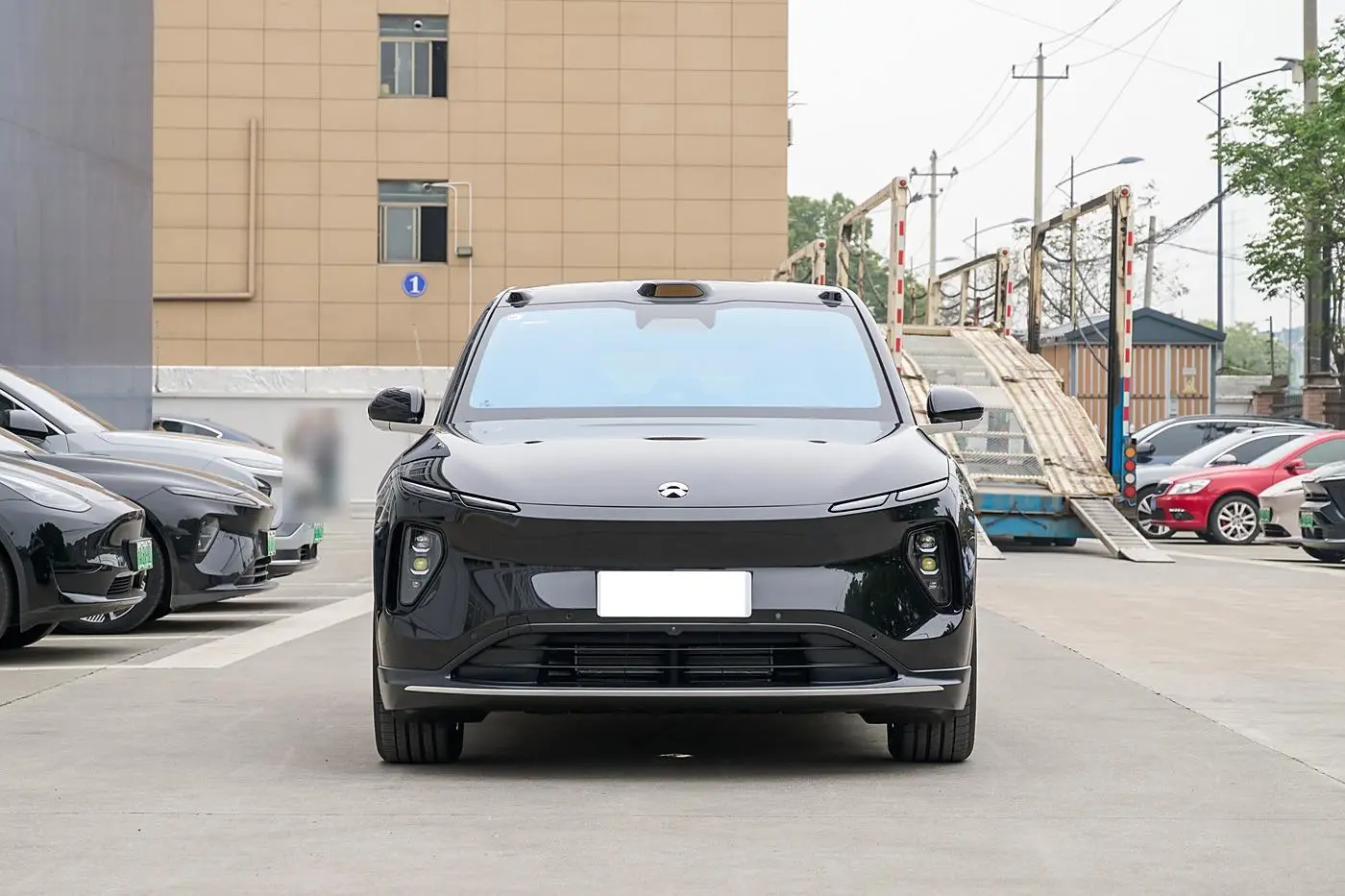 NIO EC6-2.jpg