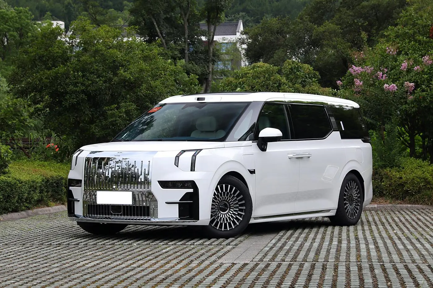 Hot sale Zeekr 009 4WD electric car MPV fo...