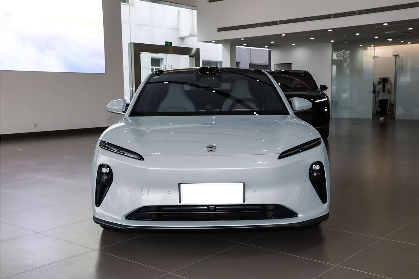 NIO ET7-2.jpg