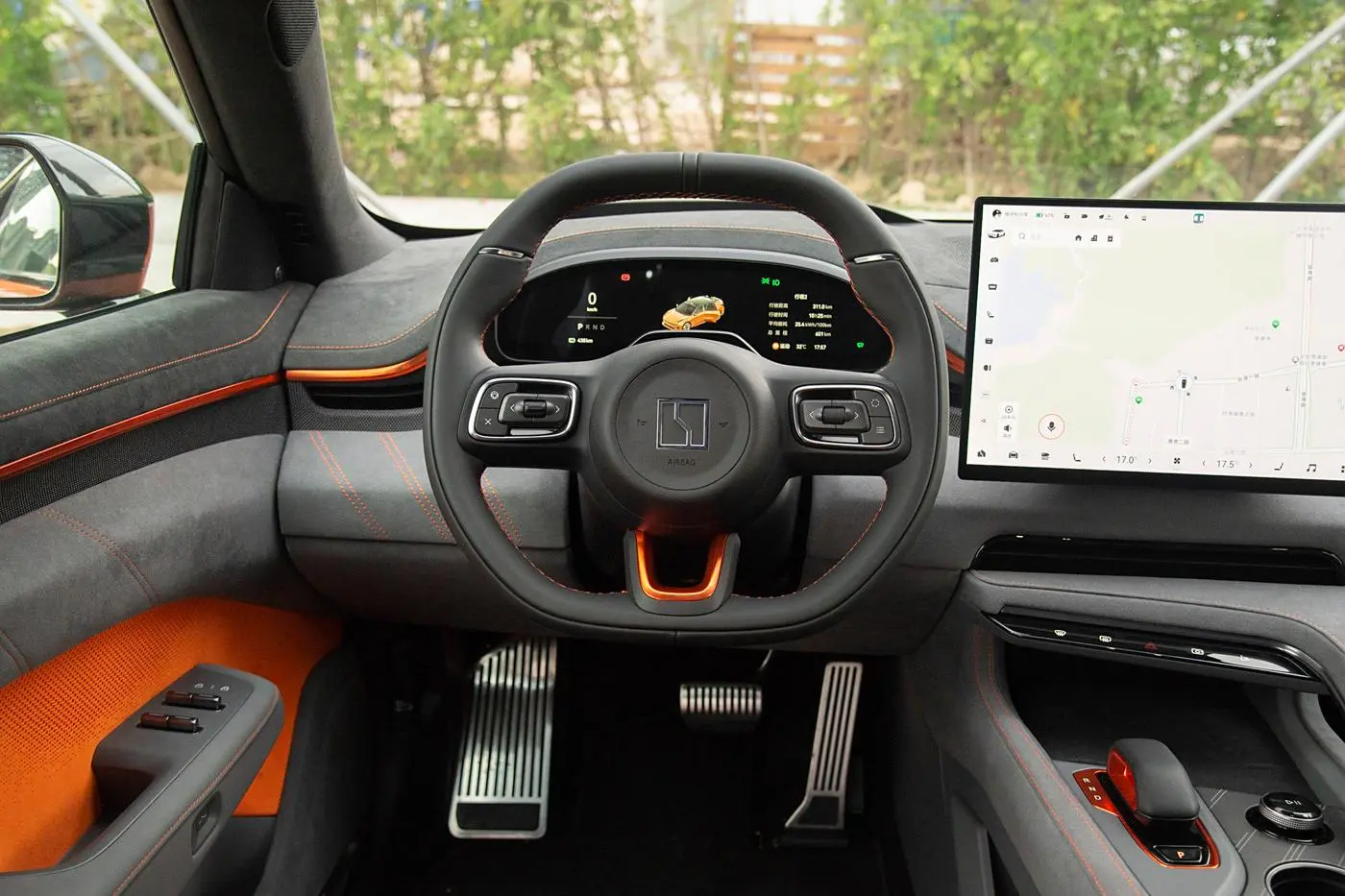 1400x0_1_q95_autohomecar__ChxoHmXYeUuASX-HADT6UL0REzc612.jpg