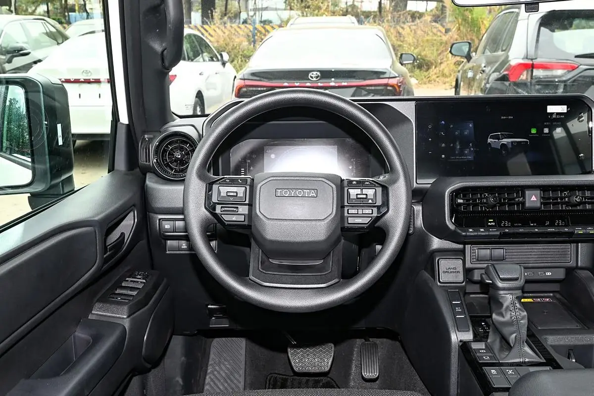 Toyota Prado 7.jpg