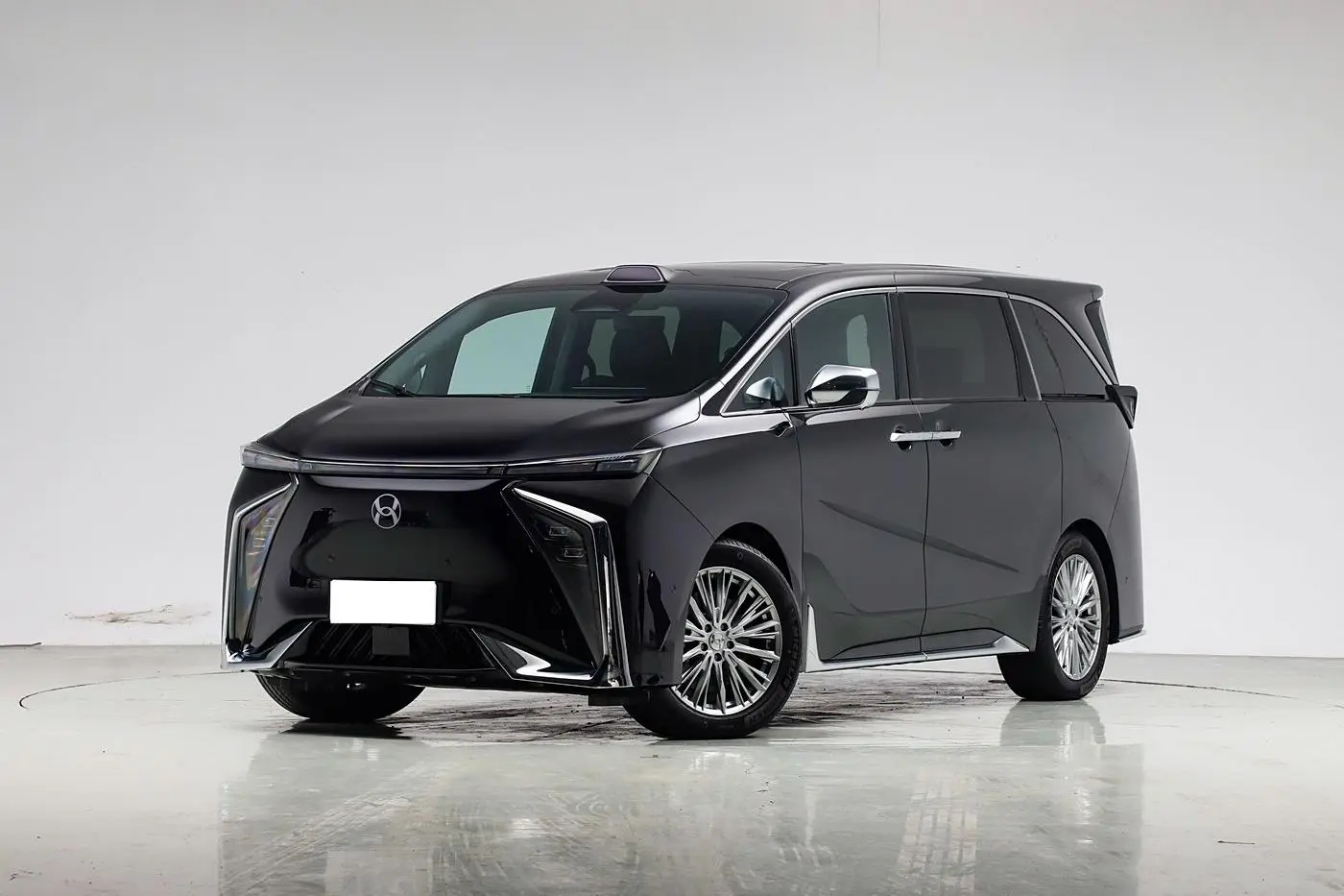 Hycan V09 Fwd 7-Seat Electric Vehicle Used...